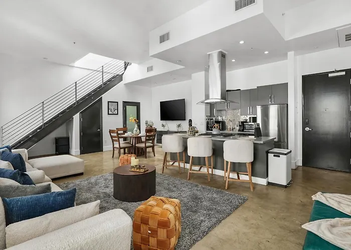 Audemar Boutique Hotel And Apartment Homes